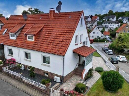 Doppelhaushälfte zum Kauf 189.000 € 5 Zimmer 98 m² 497 m² Grundstück frei ab sofort Herstelle Beverungen 37688