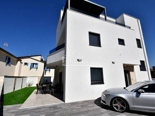 Einfamilienhaus zum Kauf - Erstbezug 495.000 € 3 Zimmer 152 m² Vodice 22211