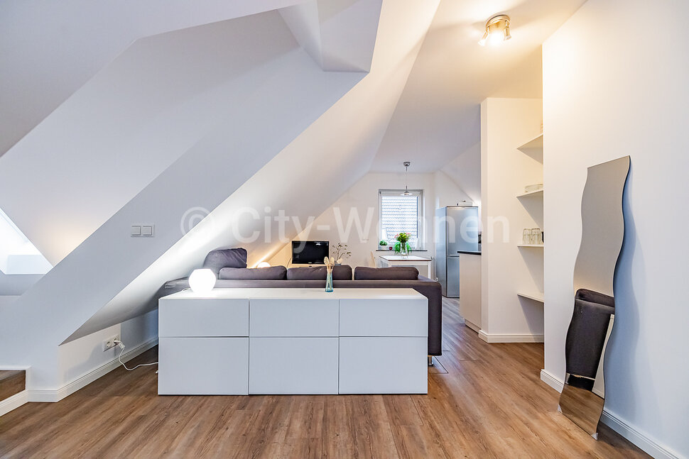 Wohnung zur Miete Wohnen auf Zeit 1.290 € 1 Zimmer 50 m²<br/>Wohnfläche 16.03.2025<br/>Verfügbarkeit Deelwisch Lokstedt Hamburg 22529