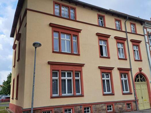 Wohnung zur Miete 454 € 3 Zimmer 79 m² EG frei ab sofort Südstraße 10 Groitzsch 04539