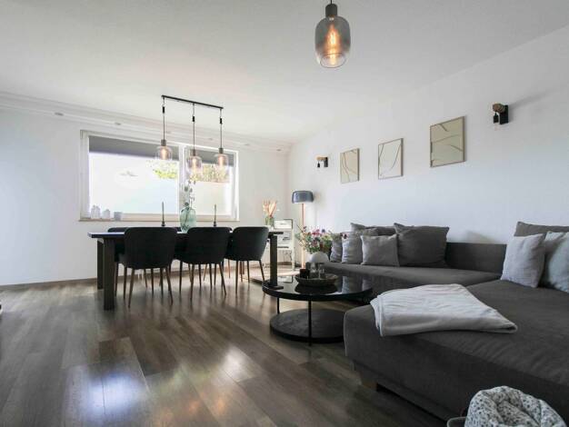 Sonstiges zum Kauf als Kapitalanlage geeignet 249.000 € 4 Zimmer 100 m² Asberger Straße 1b Moers-Mitte Moers 47441