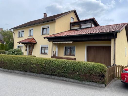 Einfamilienhaus zum Kauf 175.000 € 6 Zimmer 147 m² 414 m² Grundstück Eslarn 92693