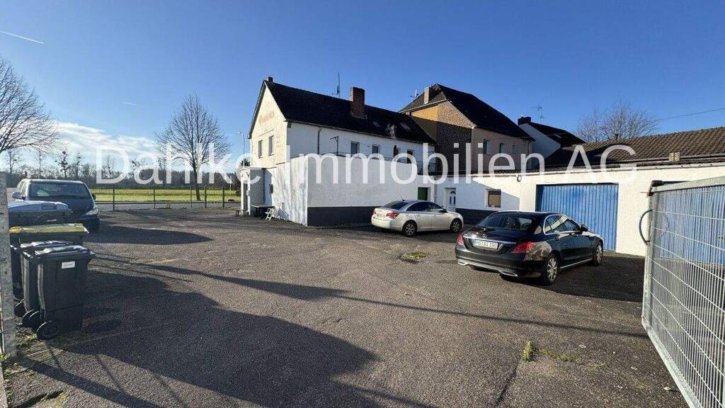 Mehrfamilienhaus zum Kauf 239.900 € 7 Zimmer 234 m² 683 m² Grundstück Randerath/Uetterath Heinsberg / Randerath 52525