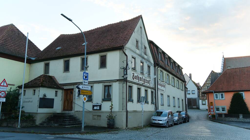 Mehrfamilienhaus zum Kauf 590.000 € 425 m² 440 m² Grundstück Wipfeld 97537