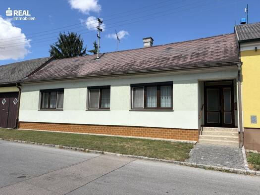 Haus zum Kauf 125.000 € 3 Zimmer 352 m² Grundstück Zistersdorf 2225