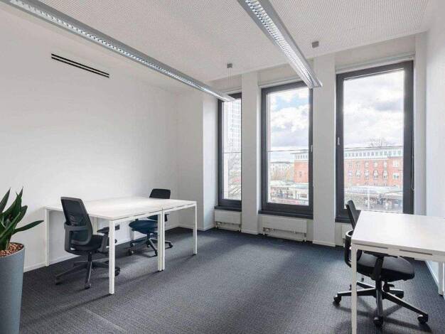 Bürofläche zur Miete provisionsfrei 14 m² Bürofläche teilbar ab 14 m² Ottenser Hauptstraße 2-6 Ottensen Hamburg 22765