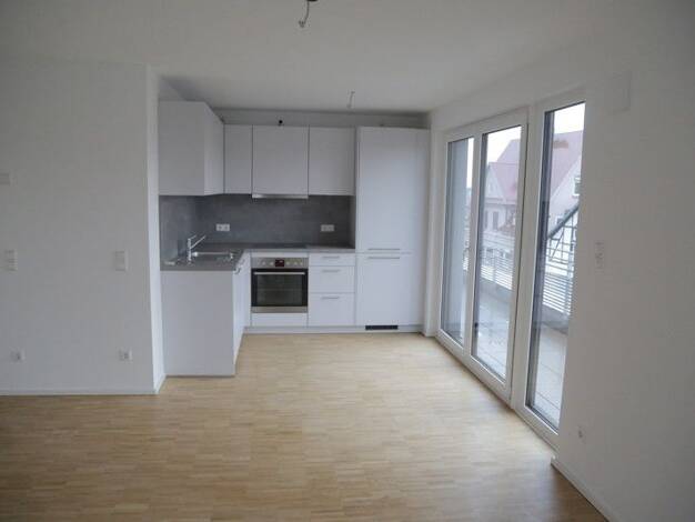 Wohnung zur Miete 1.892 € 4 Zimmer 116,8 m² 4. Geschoss frei ab 09.04.2026 Reutlinger Straße 74 Metzingen 72555