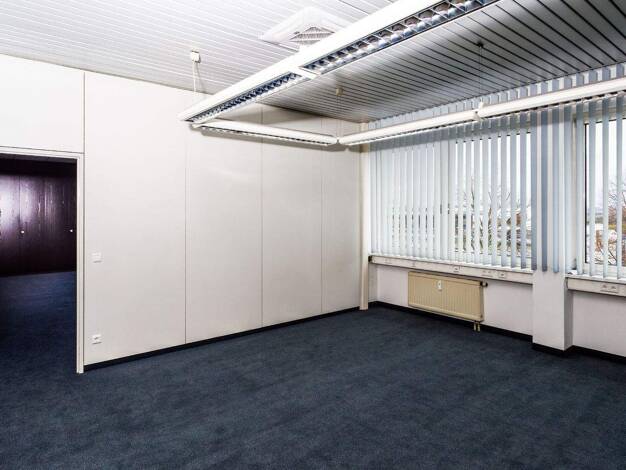 Bürofläche zur Miete provisionsfrei 1.169 € 153 m² Bürofläche Hofener Straße Oeffingen Fellbach 70736