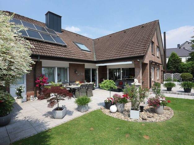 Einfamilienhaus zum Kauf 575.000 € 8 Zimmer 310 m² 964 m² Grundstück Oelde 59302