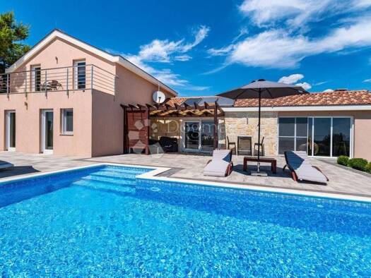 Haus zum Kauf 580.000 € 6 Zimmer 148 m² Kakma, Polaca Polaca