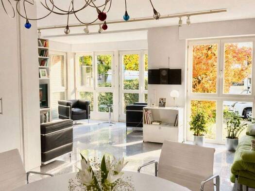 Haus zum Kauf 870.000 € 10 Zimmer 215 m² 290 m² Grundstück Unterrath Düsseldorf 40468