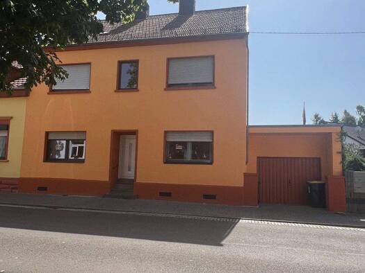 Mehrfamilienhaus zum Kauf 295.000 € 8 Zimmer 200 m² 400 m² Grundstück Innenstadt Neunkirchen 66538