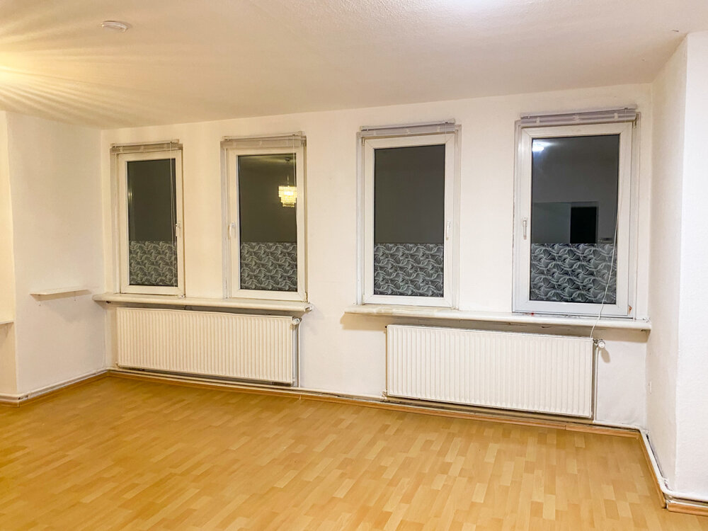 Wohnung zur Miete 480 € 3 Zimmer 109 m²<br/>Wohnfläche 2.<br/>Geschoss 01.02.2025<br/>Verfügbarkeit Burgdamm Bremen 28717