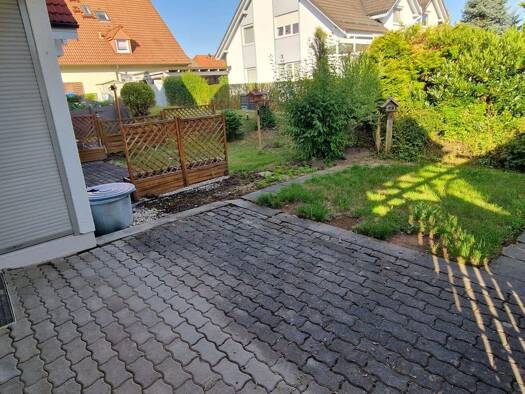 Wohnung zum Kauf 70.000 € 2,5 Zimmer 64,4 m² Ahornweg 6 Niederlungwitz Glauchau 08371