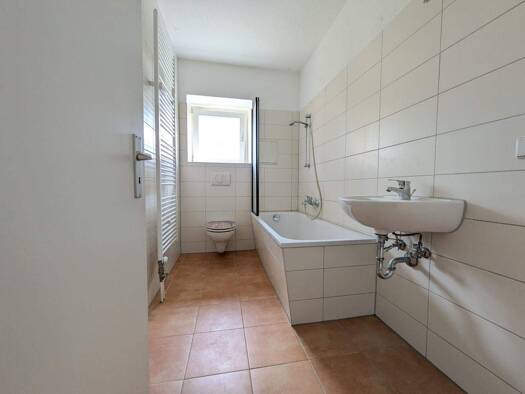 Wohnung zur Miete 461 € 3 Zimmer 57,7 m² 2. Geschoss Lassallestr. 18 Cracau Magdeburg 39114