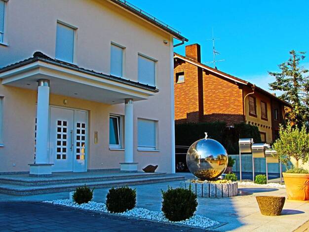 Wohnung zur Miete 940 € 2 Zimmer 67 m² EG Stresemannstraße 16 Kandel 76870