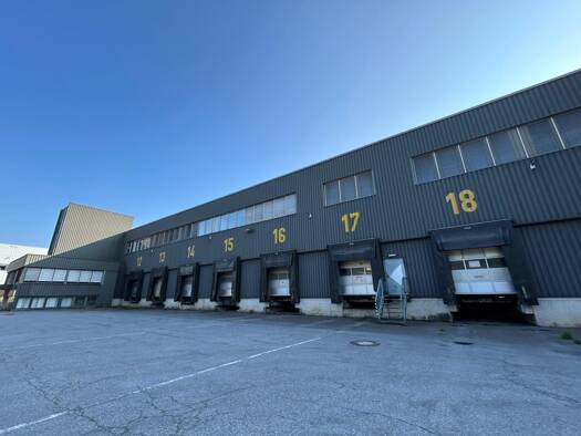 Lagerhalle zur Miete provisionsfrei 5.350 m² Lagerfläche teilbar ab 5.350 m² Wickede Dortmund 44319