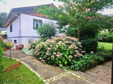 Einfamilienhaus zum Kauf 579.000 € 6 Zimmer 143,7 m² 1.064 m² Grundstück frei ab sofort Kleinramspau Regenstauf 93128