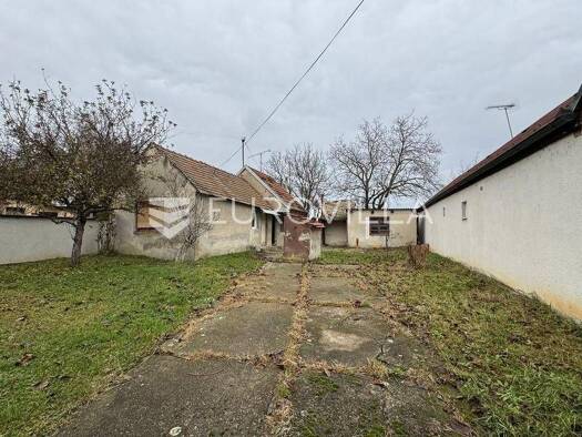 Haus zum Kauf 72.000 € 1 Zimmer 130 m² Dakovo Đakovo