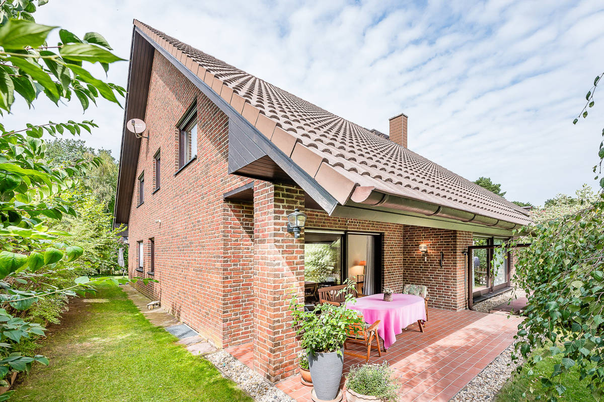 Einfamilienhaus zum Kauf 745.000 € 7 Zimmer 238 m²<br/>Wohnfläche 640 m²<br/>Grundstück Stahnsdorf Stahnsdorf 14532