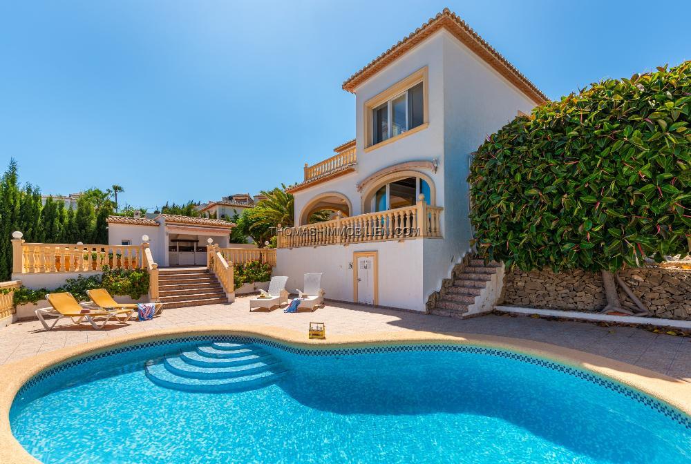 Villa zum Kauf 683.000 € 5 Zimmer 200 m²<br/>Wohnfläche 1.200 m²<br/>Grundstück Calpe 03710