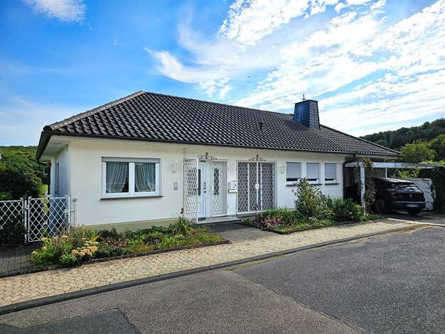 Einfamilienhaus zum Kauf 780.000 € 5 Zimmer 172 m² 798 m² Grundstück Oberbreisig Bad Breisig 53498