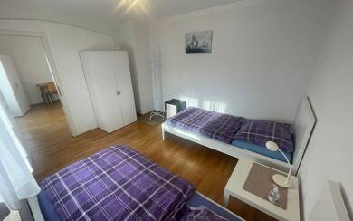 WG-Zimmer zur Miete Wohnen auf Zeit 660 € 29 m² frei ab 31.03.2026 Schillerstrasse 0 Altbach (Esslingen) 73776