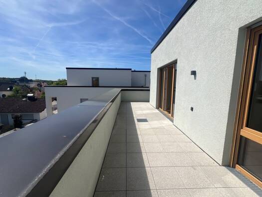 Wohnung zur Miete 2.220 € 4 Zimmer 126,6 m² Dietrich-Bonhoeffer-Straße Lämmerspiel Mühlheim am Main 63165