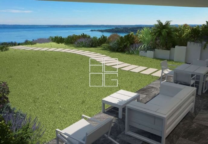 Villa zum Kauf 3 Zimmer 370 m²<br/>Wohnfläche 422 m²<br/>Grundstück Via Bertanigra Padenghe sul Garda  25080