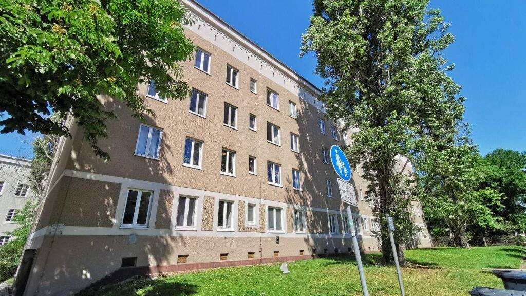 Wohnung zum Kauf 335.000 € 8 Zimmer 178,5 m² 1. Geschoss Delitzscher Straße 109 Eutritzsch Leipzig 04129