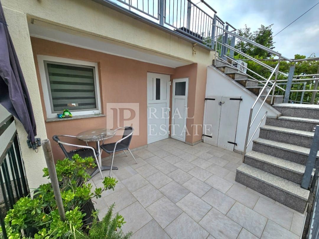 Haus zum Kauf 299.000 € 4 Zimmer 70 m²<br/>Wohnfläche Crikvenica center