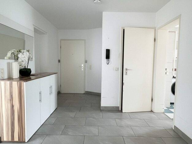 Wohnung zum Kauf 319.000 € 5 Zimmer 129 m² 5. Geschoss Eschborn 65760