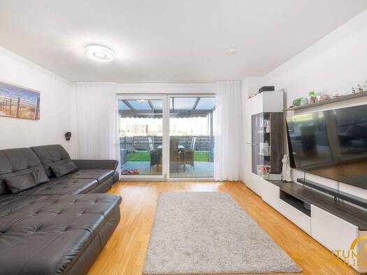 Doppelhaushälfte zum Kauf 6 Zimmer 163,5 m² 184 m² Grundstück Geiselhöring 94333