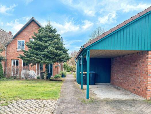 Doppelhaushälfte zum Kauf 286.000 € 5 Zimmer 122 m² 459 m² Grundstück Zeven 27404