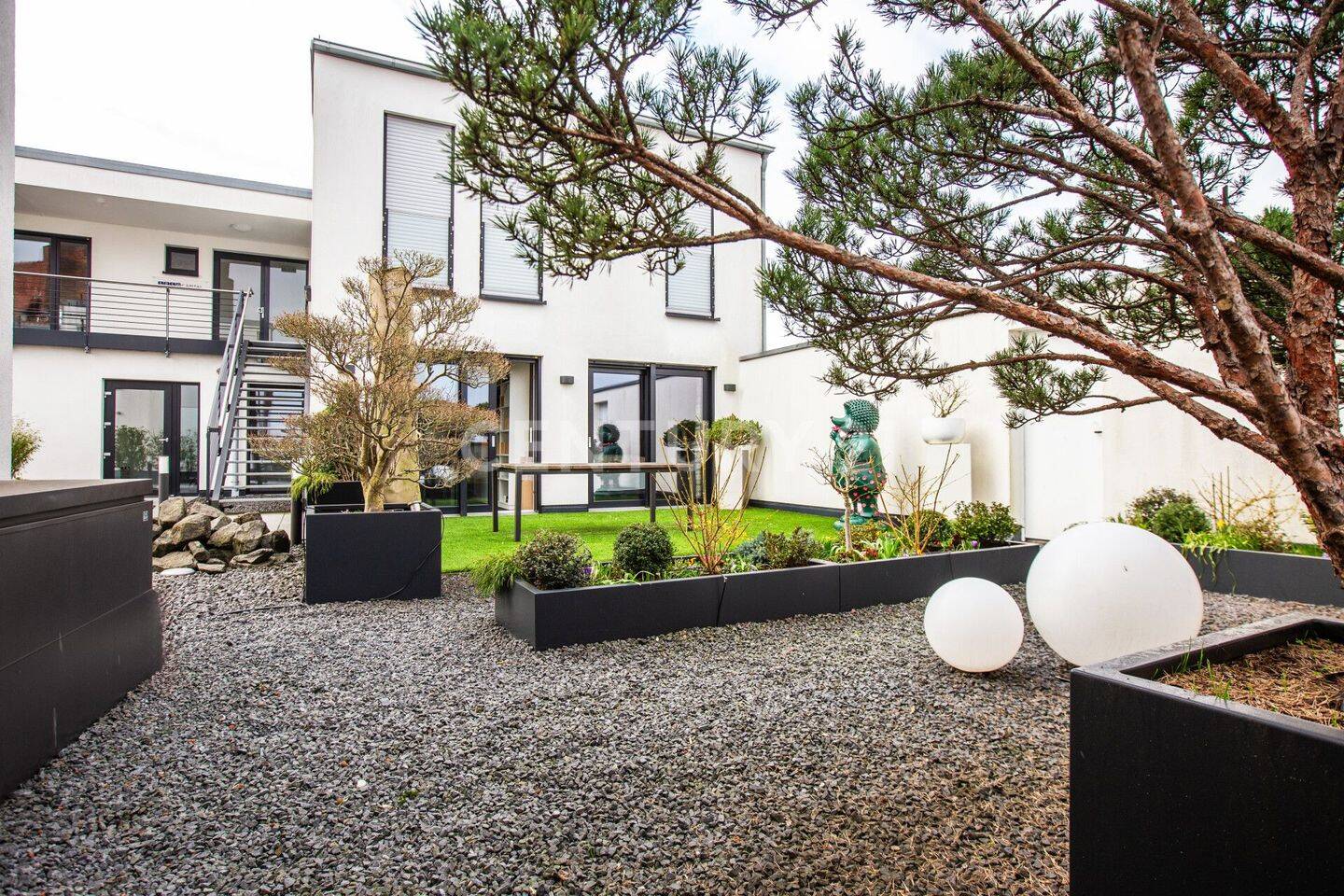 Property thumbnail 5