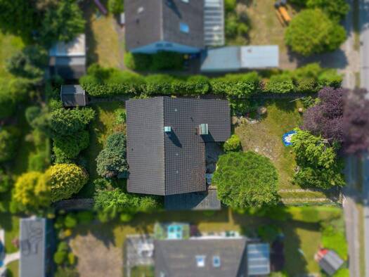 Einfamilienhaus zum Kauf 590.000 € 4 Zimmer 159 m² 816 m² Grundstück Wedel 22880