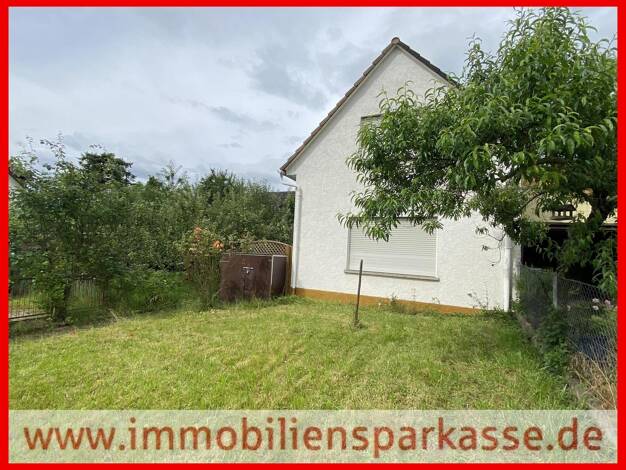 Einfamilienhaus zum Kauf 250.000 € 4 Zimmer 108 m² 424 m² Grundstück frei ab sofort Huchenfeld Pforzheim 75181