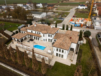 Villa zum Kauf 2.800.000 € 16 Zimmer 478 m² 3.704 m² Grundstück Großmehring Großmehring 85098