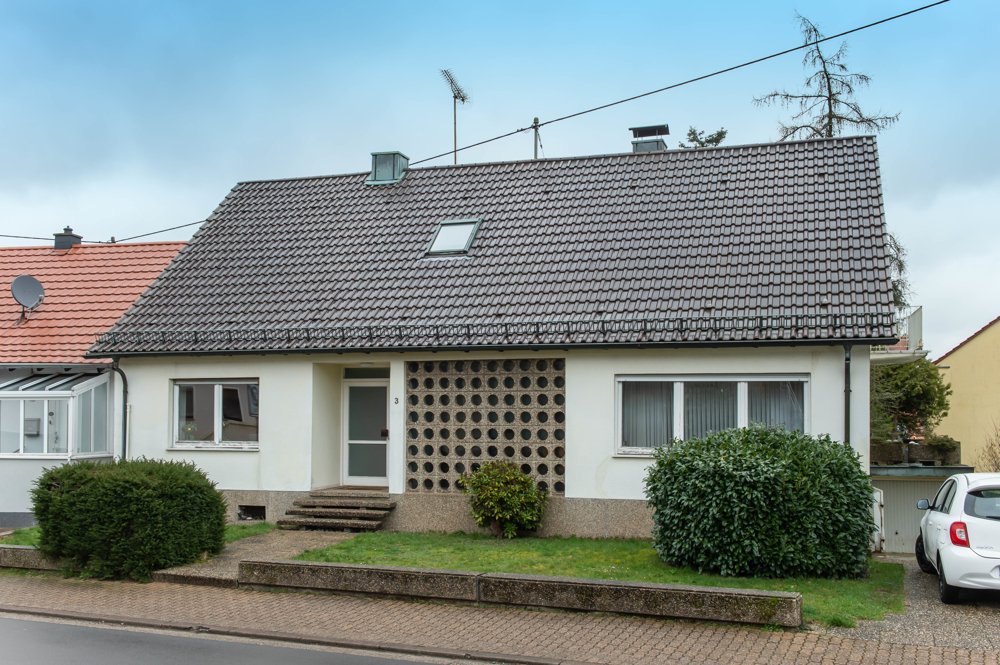 Einfamilienhaus zum Kauf 190.000 € 5 Zimmer 191 m²<br/>Wohnfläche 700 m²<br/>Grundstück Merchweiler Merchweiler 66589