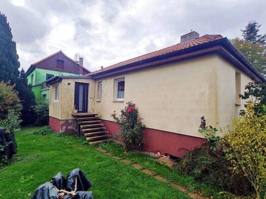 Einfamilienhaus zum Kauf 179.000 € 6,5 Zimmer 115 m² 696 m² Grundstück Usadel Blumenholz-Usadel 17237