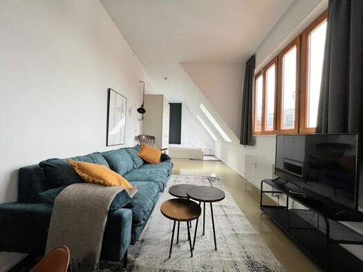 Penthouse zur Miete 1.900 € 2 Zimmer 46 m² 5. Geschoss frei ab sofort Friedrichshain Berlin 10249
