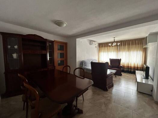 Wohnung zur Miete 650 € 3 Zimmer 85 m² 2. Geschoss Córdoba 14007