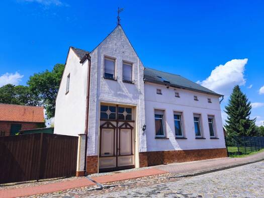 Einfamilienhaus zum Kauf 75.000 € 5 Zimmer 160 m² 449 m² Grundstück Lüderitz Tangerhütte 39517