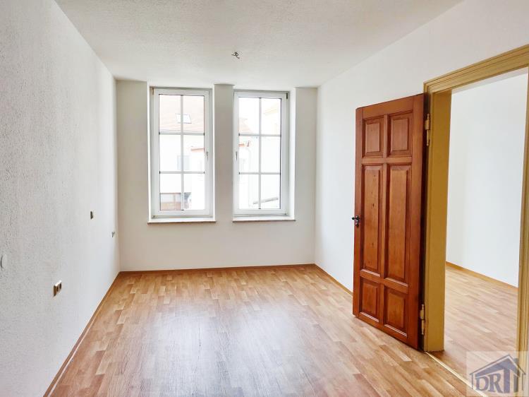 Wohnung zur Miete 910 € 4 Zimmer 151,2 m²<br/>Wohnfläche 1.<br/>Geschoss Löbau Löbau 02708