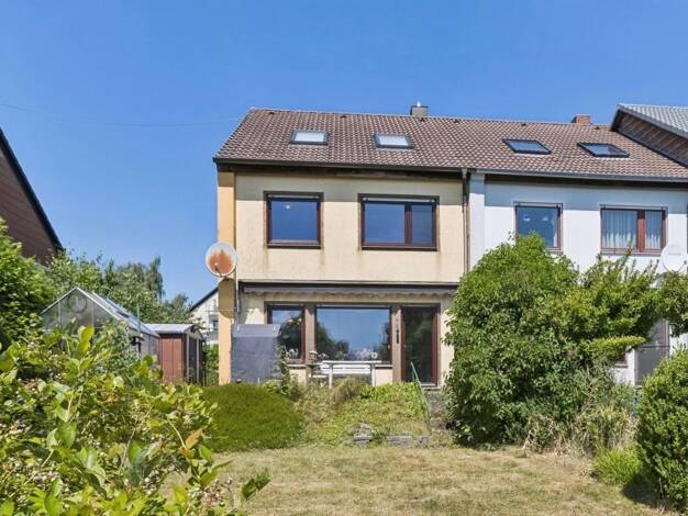 Reihenendhaus zum Kauf 185.000 € 6 Zimmer 155 m² 485 m² Grundstück Helmbrechts Helmbrechts 95223