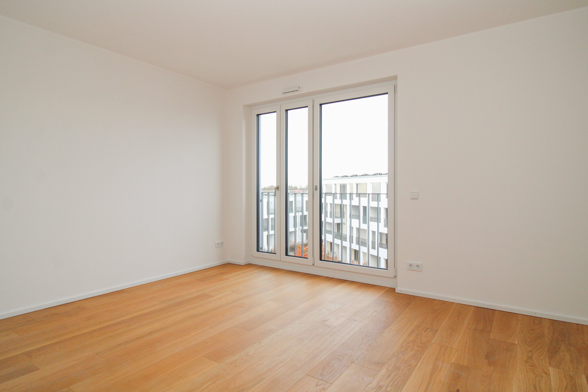 Wohnung zur Miete 970 € 1,5 Zimmer 33,7 m²<br/>Wohnfläche 3.<br/>Geschoss 01.03.2025<br/>Verfügbarkeit Leinweberweg 22 Lochhausen München 81249