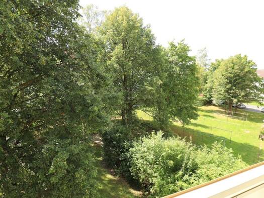 Wohnung zur Miete 342 € 3 Zimmer 59,5 m² 2. Geschoss frei ab 16.08.2026 Keplerstraße 40 b Siegmar Siegmar 09117