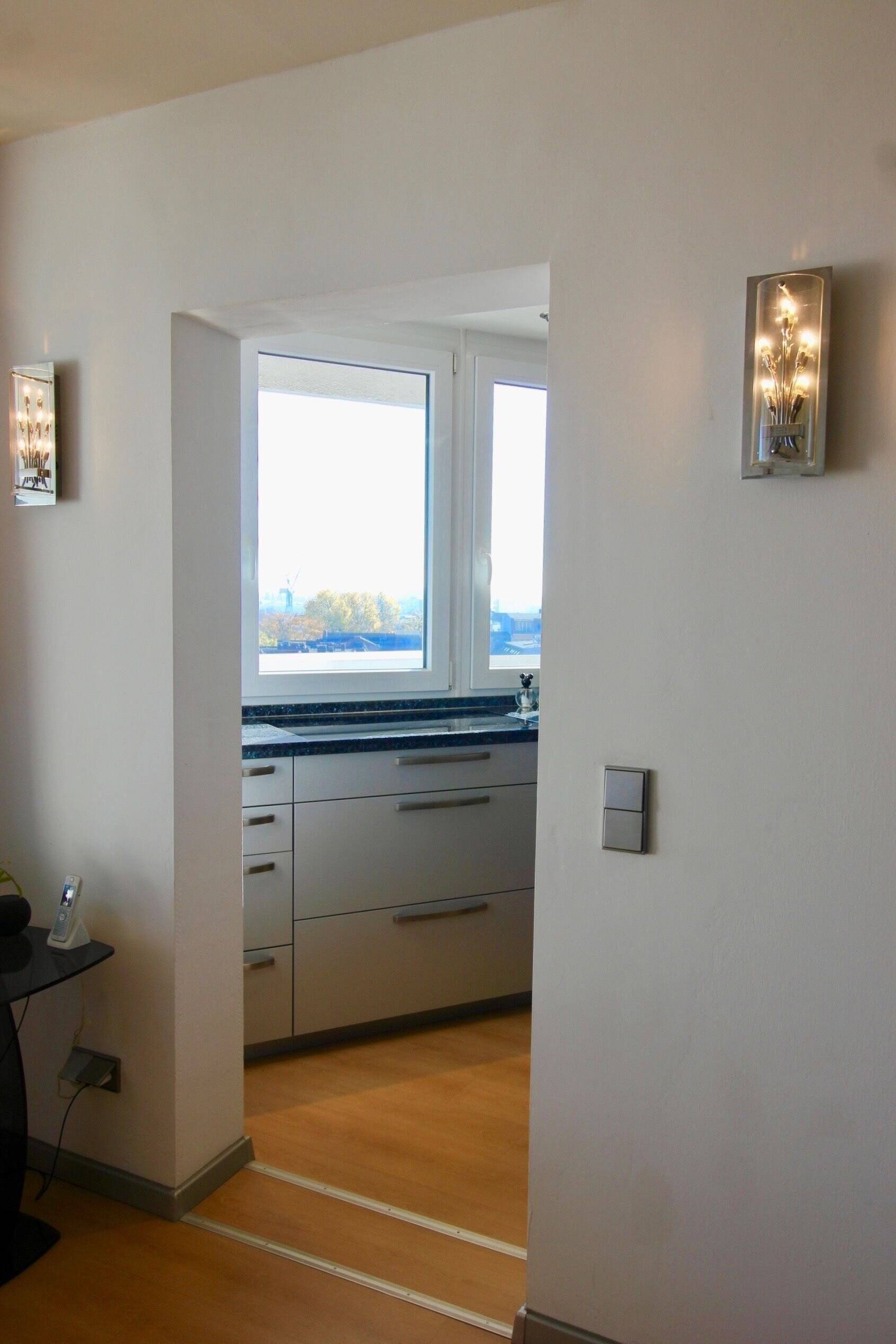 WEITBLICK Luxuswohnung - 2 Balkone - 2 CHICE Bäder - Whirlpool - mitten auf der legendären REEPERBAHN - aussergewöhnlich + besonders – Hamburg – Vorschaubild 33