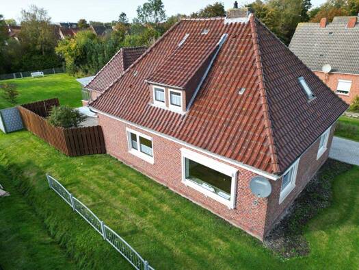 Einfamilienhaus zum Kauf 185.000 € 5 Zimmer 115 m² 1.018 m² Grundstück Wirdum 26529