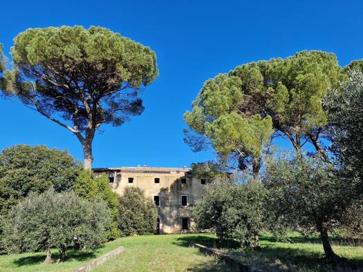 Villa zum Kauf 980.000 € 28 Zimmer 1.100 m² 10.000 m² Grundstück frei ab sofort Castelnuovo Berardenga